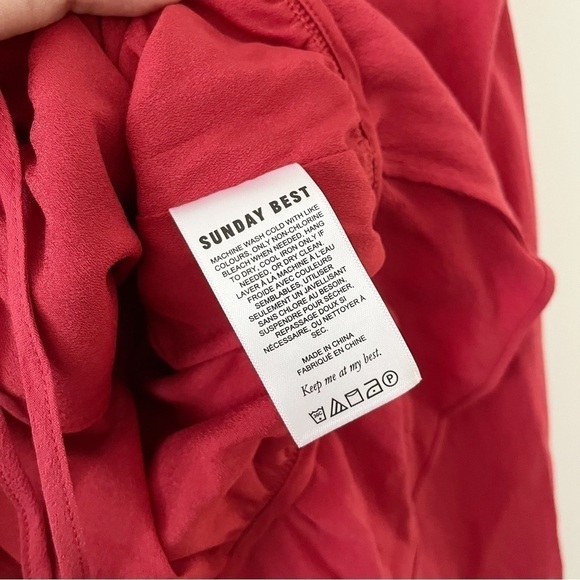 SUNDAY Best | Tie front ruffle blouse red small Aritzia - Picture 8 of 8